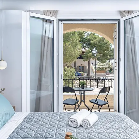 Urban Bliss 77 - Outskirts Apartman