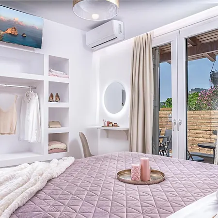 Urban Bliss 77 - Outskirts *