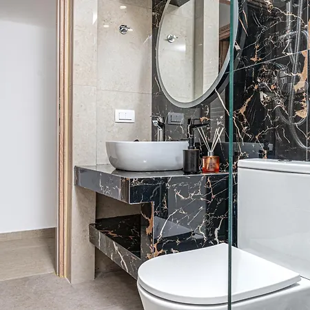 Urban Bliss 77 - Outskirts