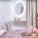 Urban Bliss 77 - Outskirts Apartament